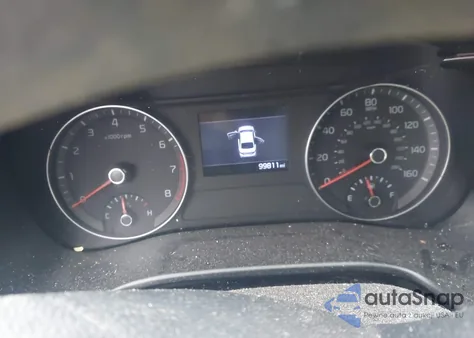 2020 Kia Forte Lxs z USA, uszkodzony, nr VIN 3KPF24AD9LE196819